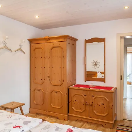 Haeuserl Apartman *